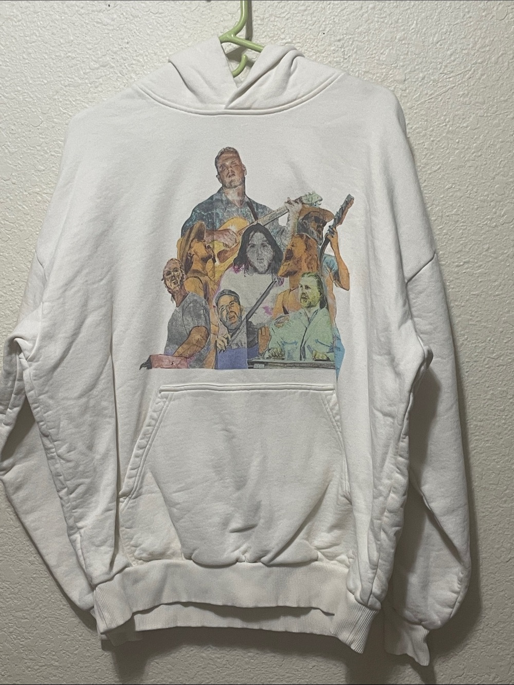 Zach Bryan Quittin' Time Tour  White Unisex Sweatshirt. Good Condition. Size M.